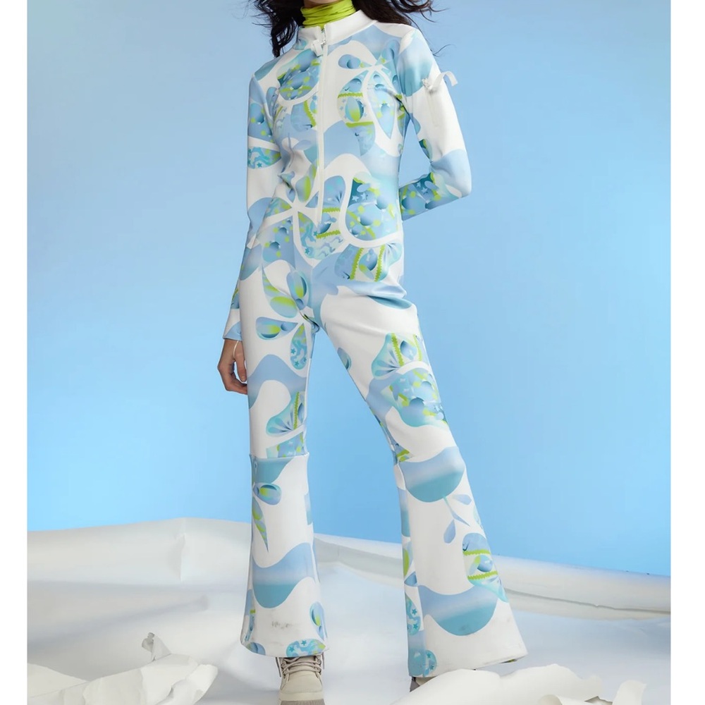 NWT Cynthia Rowley Blue and White Ski Suit Jumpsuit